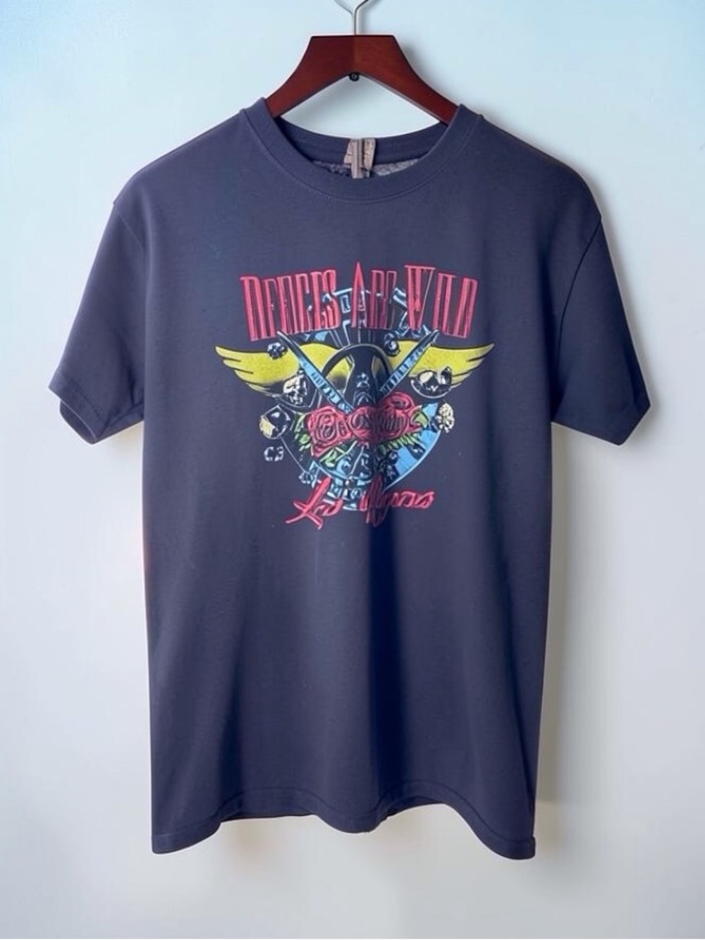 Aerosmith Deuces Are Wild 2019 residency tee, unisex, size M, Gildan